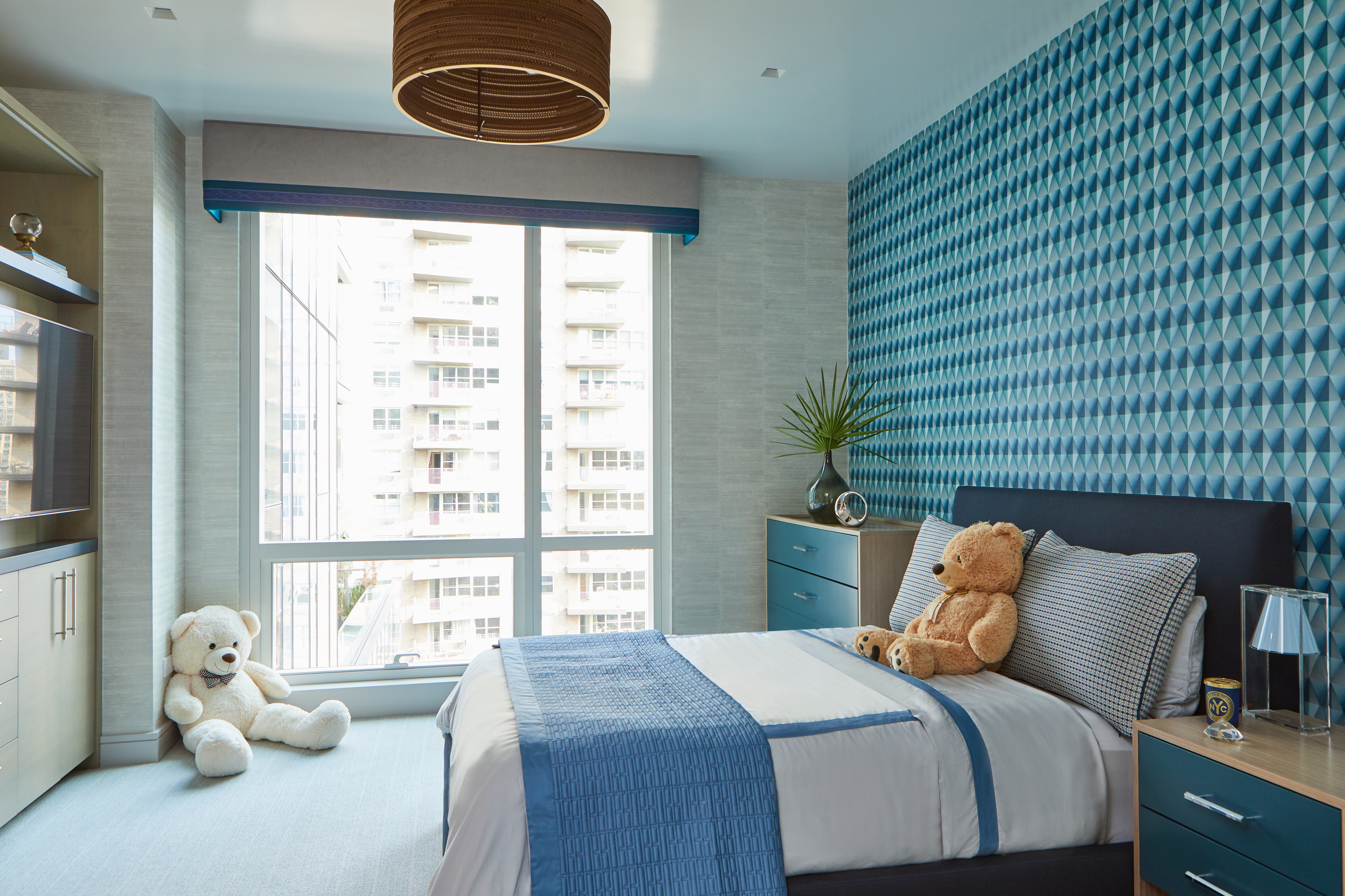 Bedroom lighting off