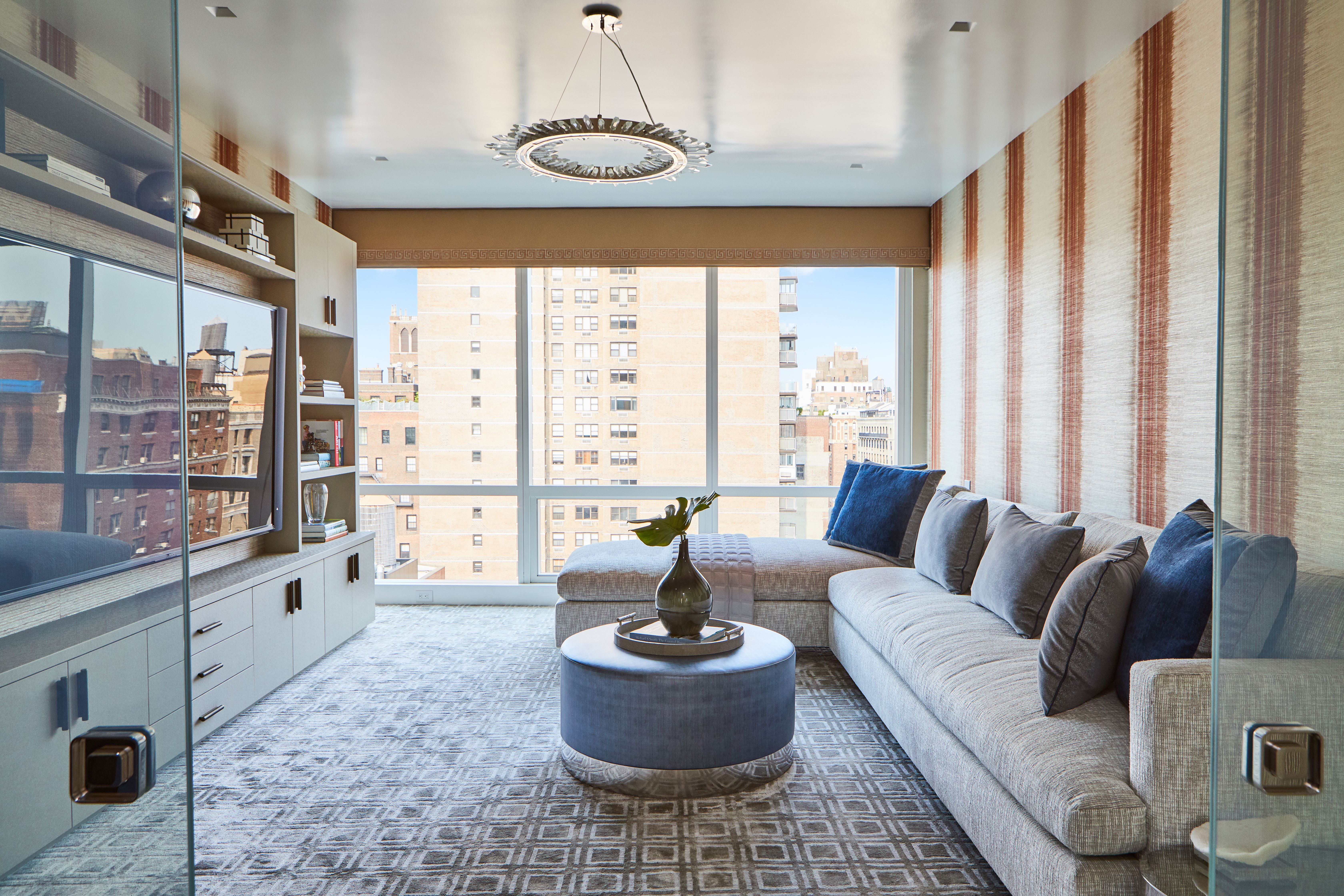 Family room lighting off