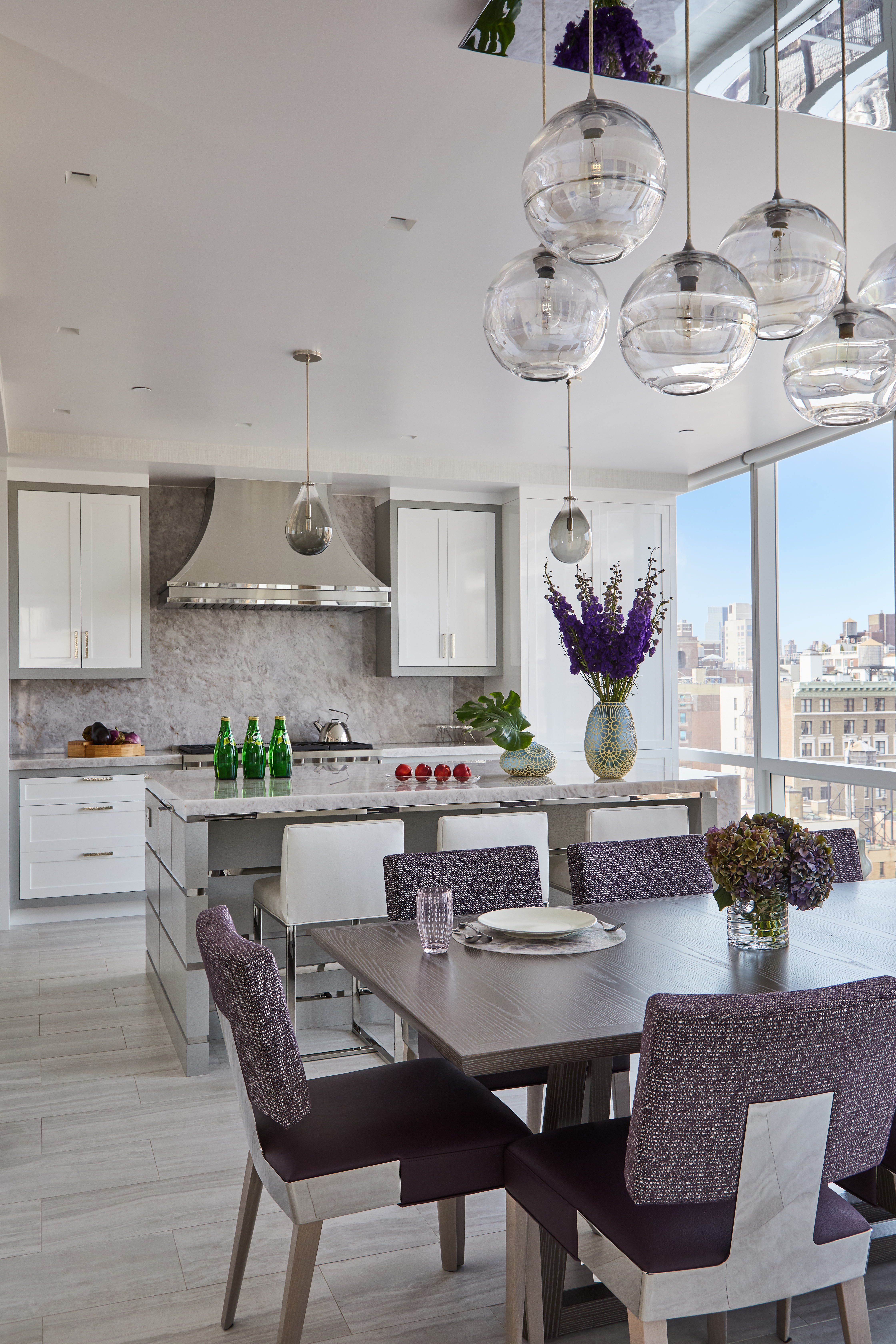 Kitchen vertical lighting off